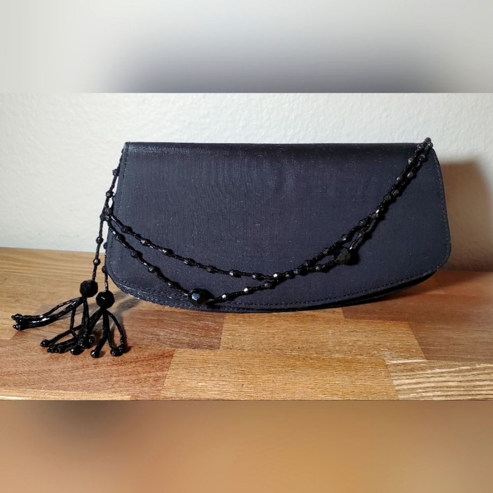 Elegant Black Evening Clutch Purse with Beaded Hand Straps